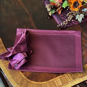 NWT Burgundy Placemat and Napkin Set of 8